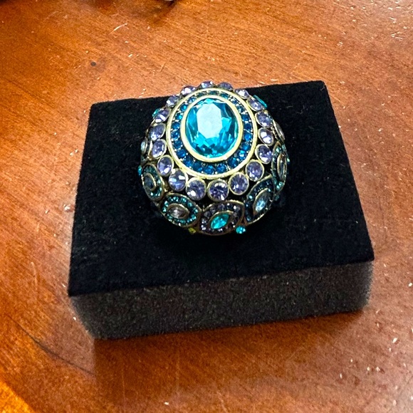 Heidi Daus Worth the Wait Statement Crystal Ring ~ Still in the box! - Picture 3 of 7